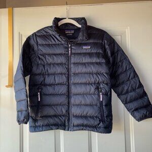 Patagonia navy duckdown puffer jacket size S 7-8 Kids